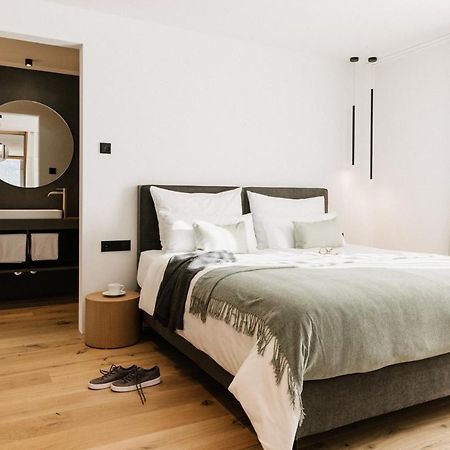 Lacumontes Lake View Apartments Graun im Vinschgau Exterior foto