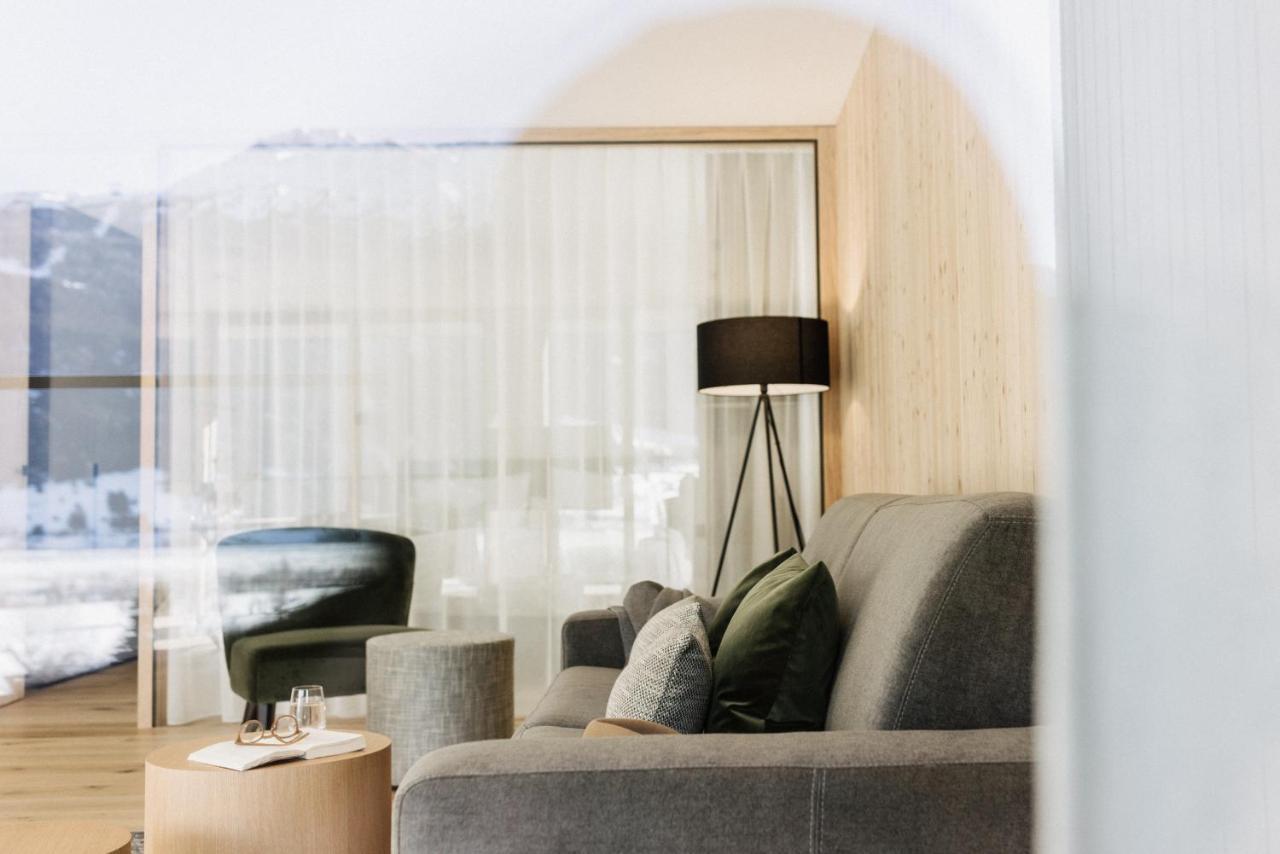 Lacumontes Lake View Apartments Graun im Vinschgau Exterior foto
