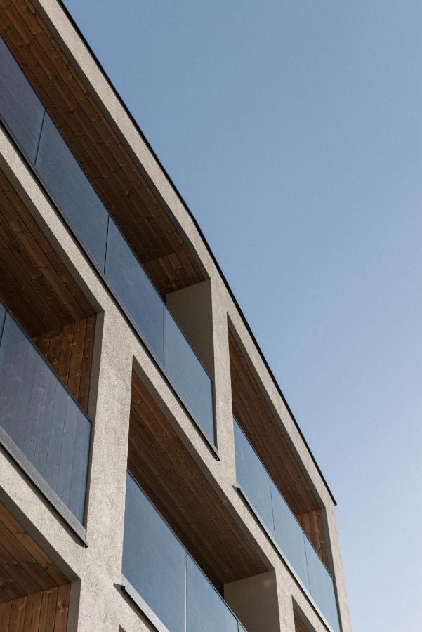 Lacumontes Lake View Apartments Graun im Vinschgau Exterior foto